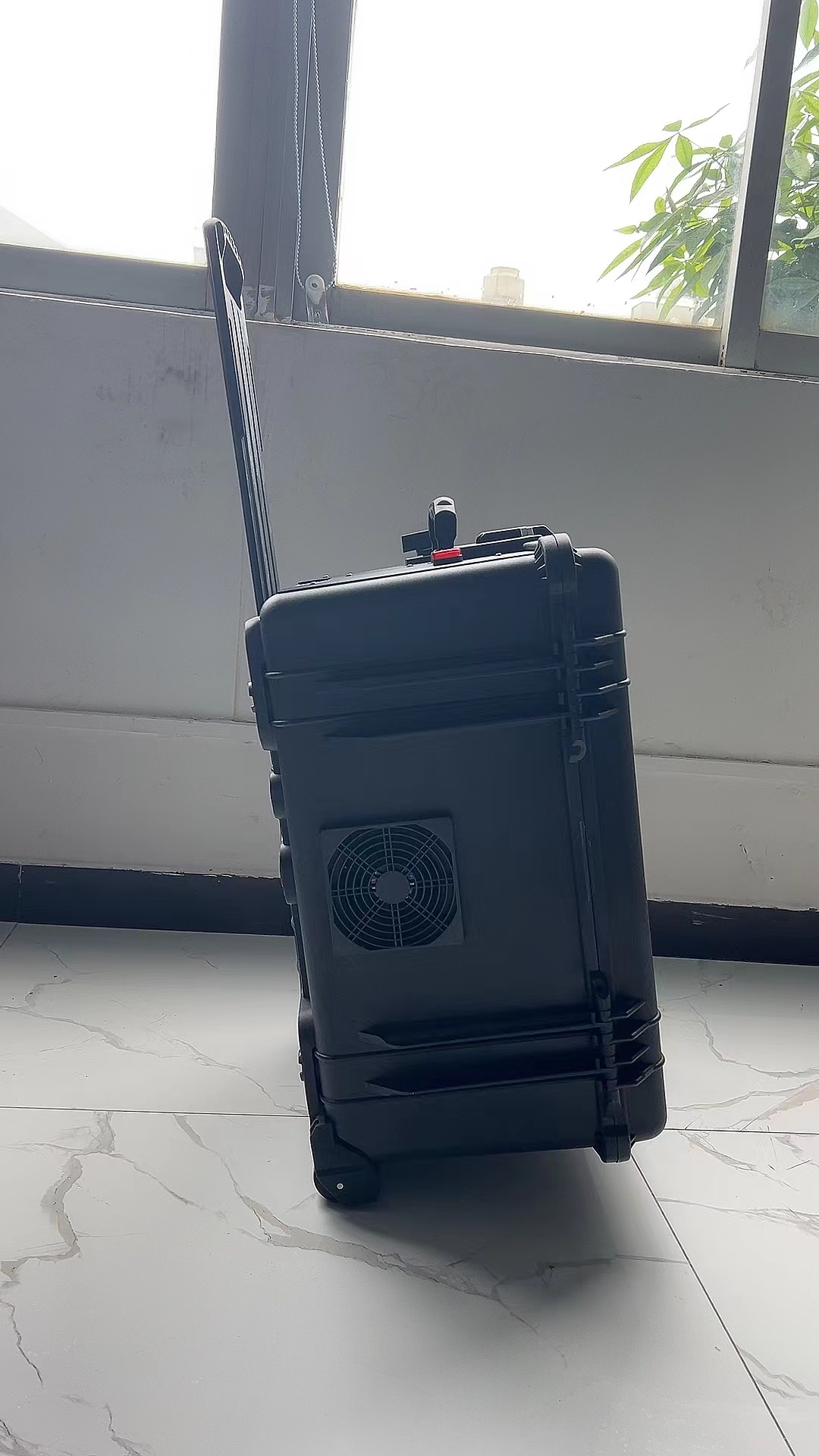 宿州手拉箱型移动通信干扰器